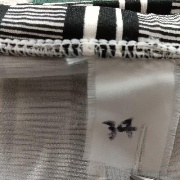 (Pre-Owned) RARE VINTAGE HOM SWIM BRIEF, SIZE 34", BLACK/WHITE STRIPES (*) - Picture 5 of 8